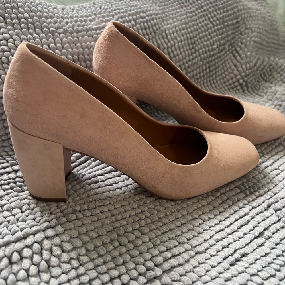 H by Halston Whitney Blush Block Heel Shoes Women’s Size 7 - Picture 16 of 16